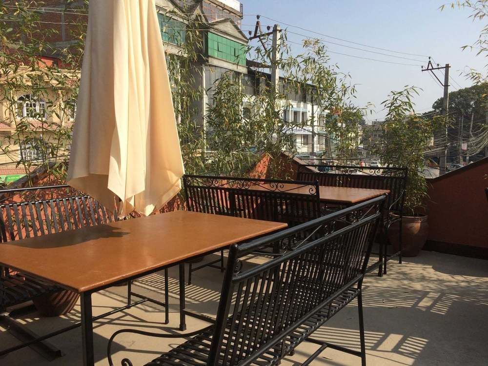 Piano B&B Lalitpur Exteriör bild