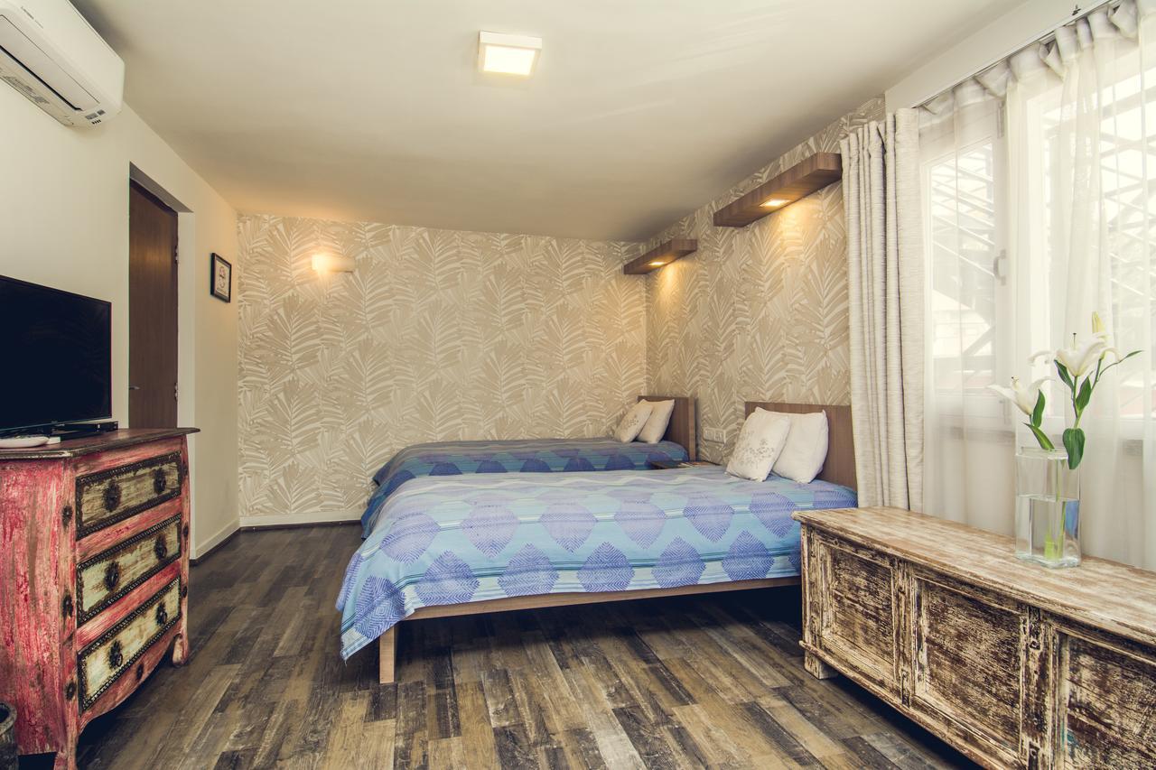 Piano B&B Lalitpur Exteriör bild