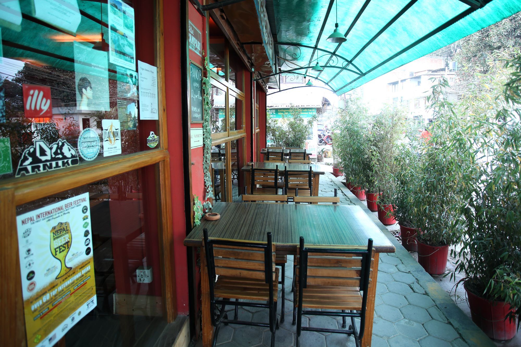 Piano B&B Lalitpur Exteriör bild