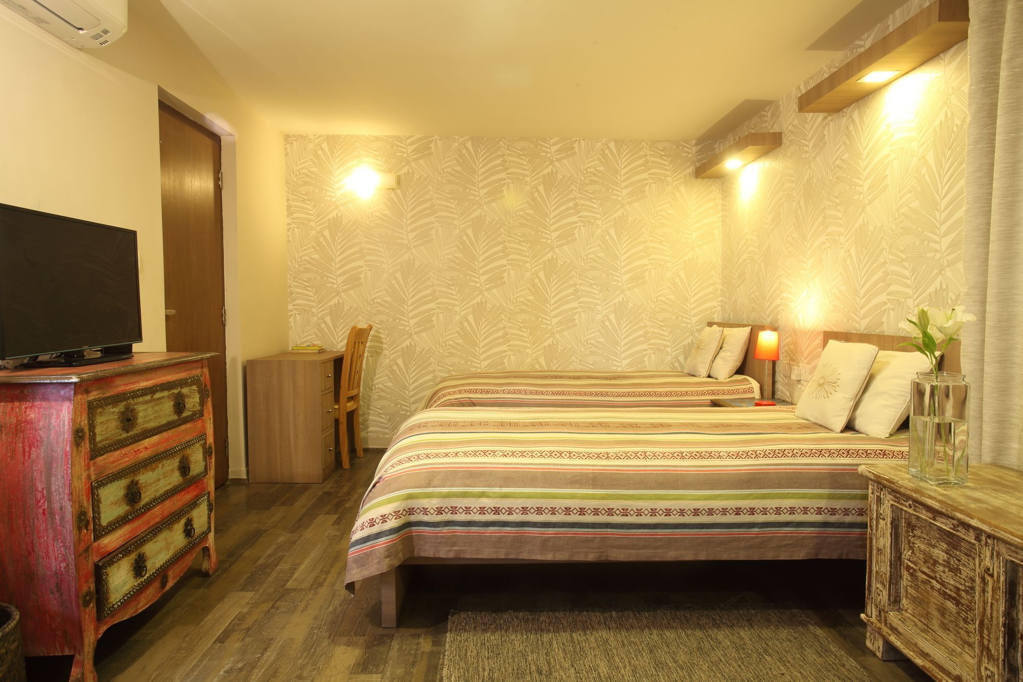 Piano B&B Lalitpur Exteriör bild